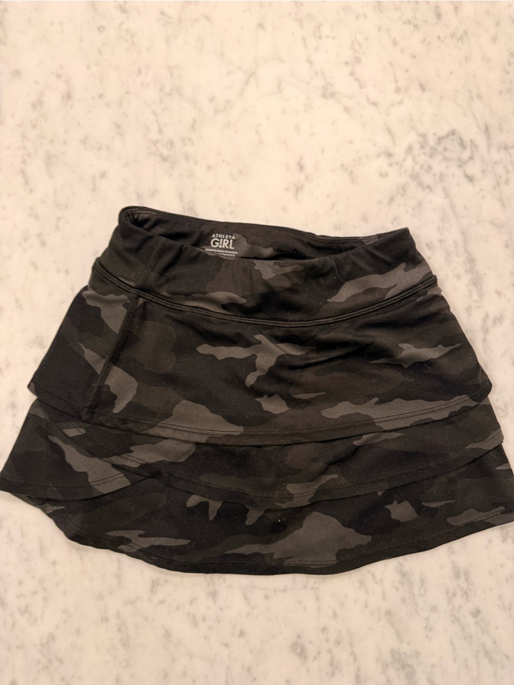 Athleta Girl XS 6 Black & Gray Camo Skort